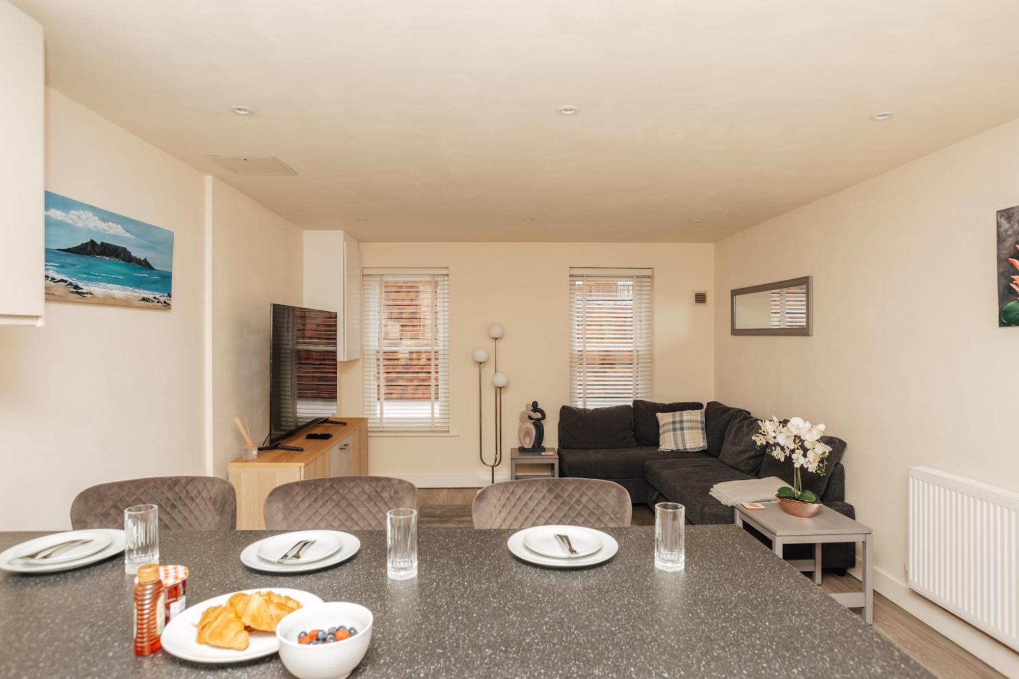 Henley Town Centre With Parking Apartment ภายนอก รูปภาพ