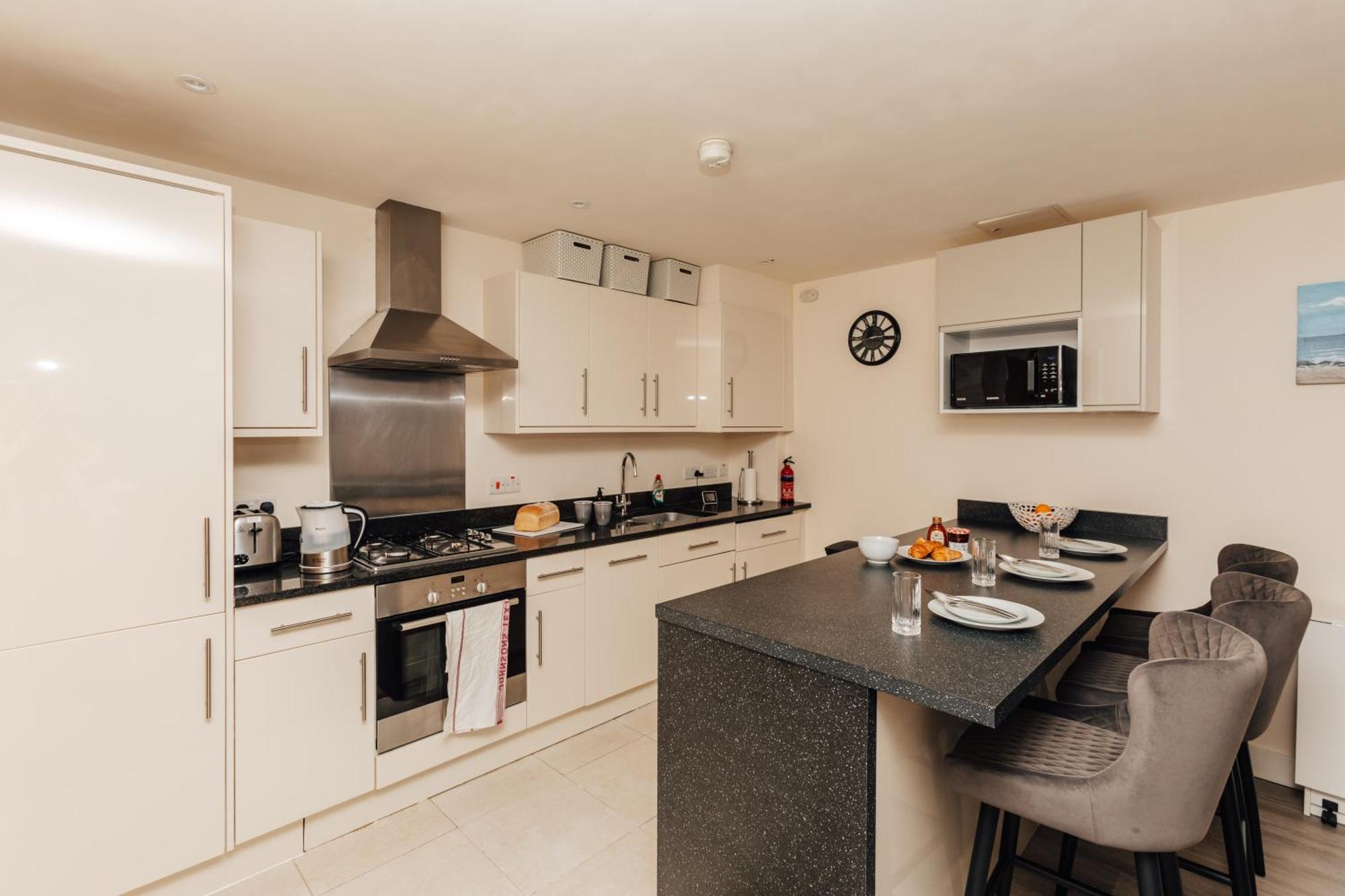 Henley Town Centre With Parking Apartment ภายนอก รูปภาพ