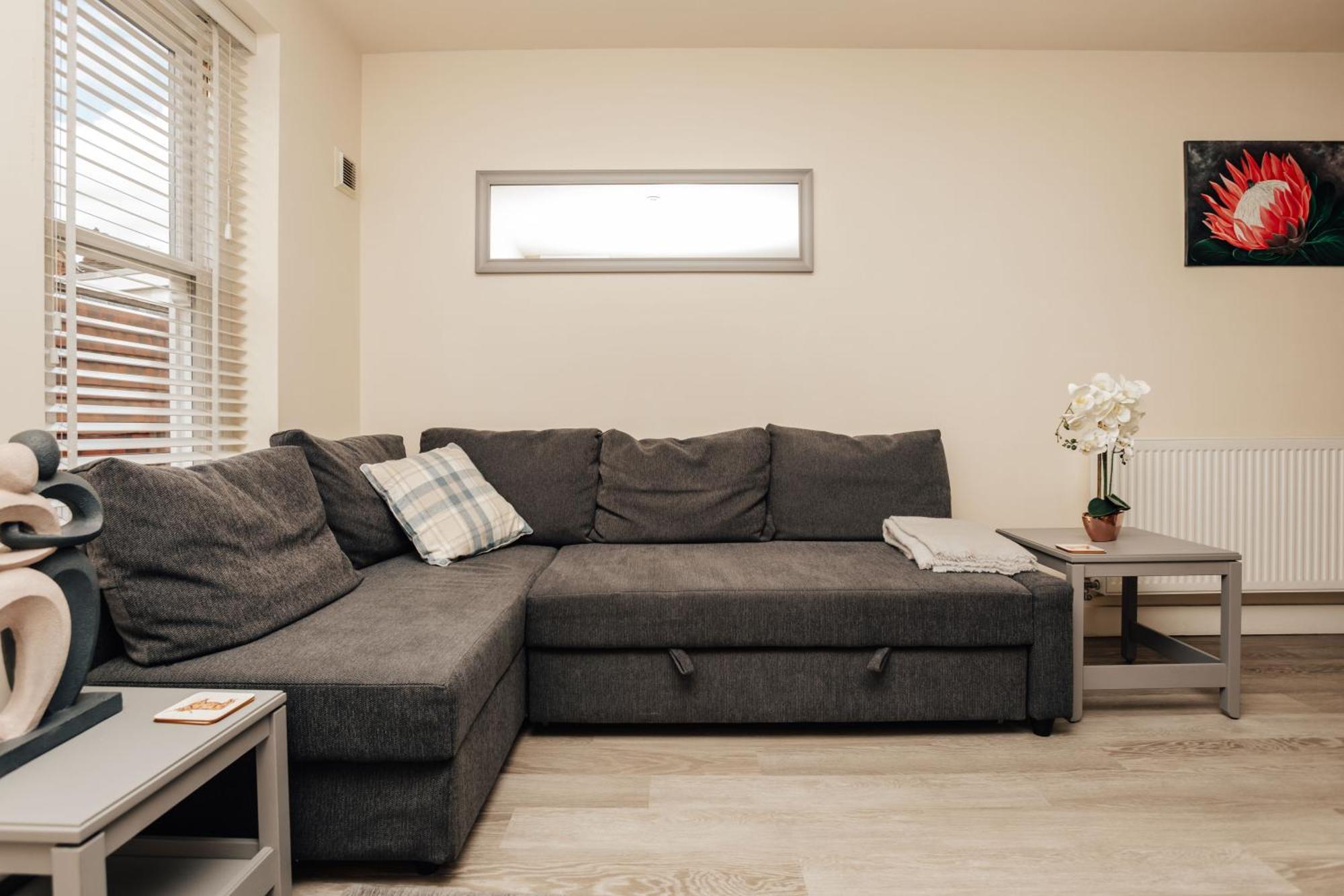Henley Town Centre With Parking Apartment ภายนอก รูปภาพ